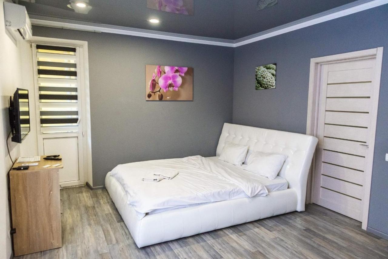 Cozy Apartment In A New Building Close To The Downtown เคียฟ ภายนอก รูปภาพ
